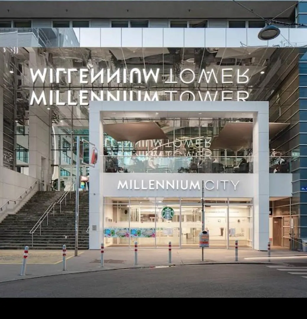 Schoene Altbauwohnung Wien Zentrum Brigittenauer Laende 32 0*, Vienna Austria